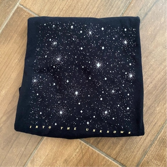 Black Short Sleeve Tee with Graphic Design - Picture 5 of 5